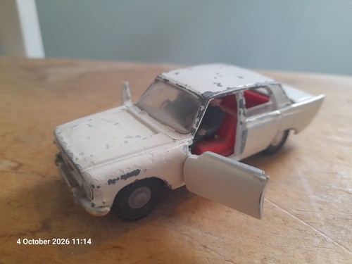 Spot ford zephyr diecast - spot-on,
