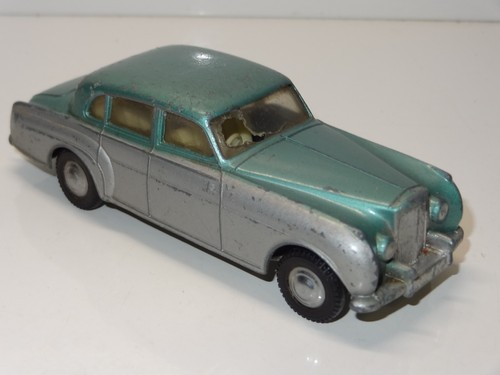 Triang spot 102 bentley - 102,