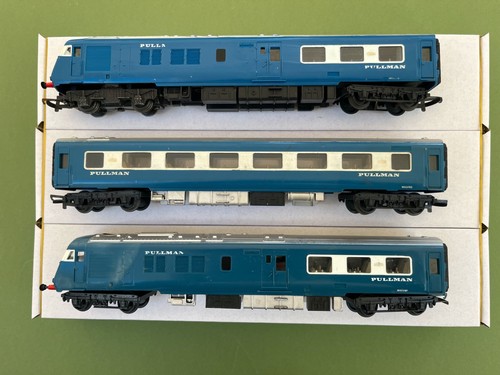 Triang r555 r556 blue - triang,