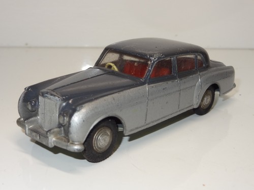 Triang spot 102 bentley - triang,